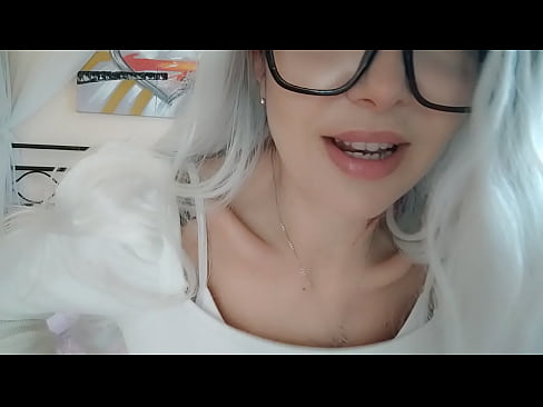 ❤️ 继子,不要羞愧!勃起是正常的。后妈学会控制自己 ️ Porno